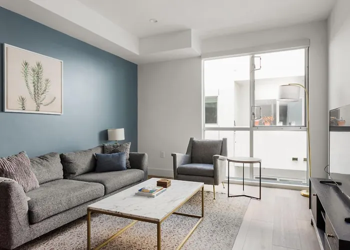 Hollywood 2Br W Gym Pool Nr Studios Lax-1036