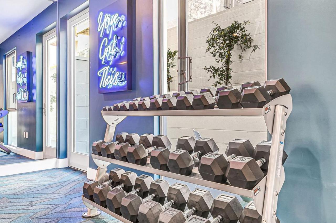 Hollywood 2br W Gym Pool Nr Lax-1036 Appartamento Los Angeles